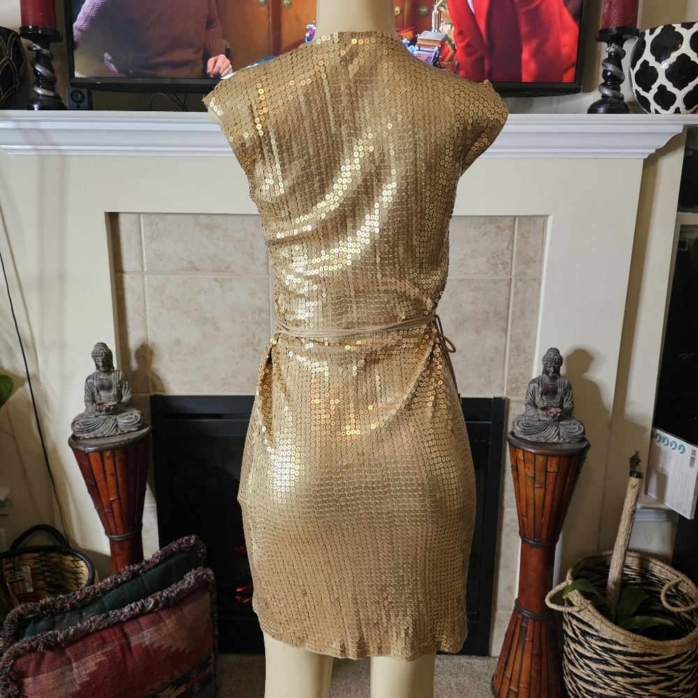 MICHAEL Michael Kors Gold Sequin Mini Tie Wrap Dress. Size XS. - Picture 4 of 9